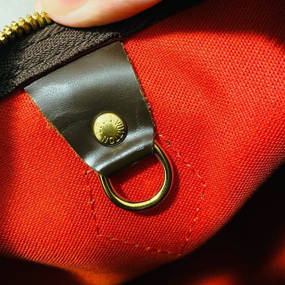 SOLD on EMT Louis Vuitton Speedy 35 Bandouliere Damier - Picture 11 of 13